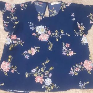 Target flowy floral top, size small
